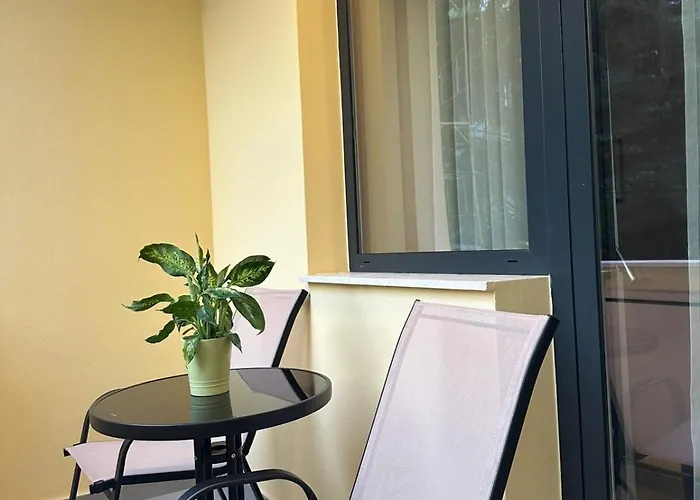 Cozy 2 Bedroom Getaway *